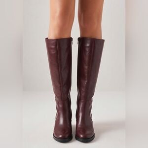 Elegant Burgundy Knee-High Boots